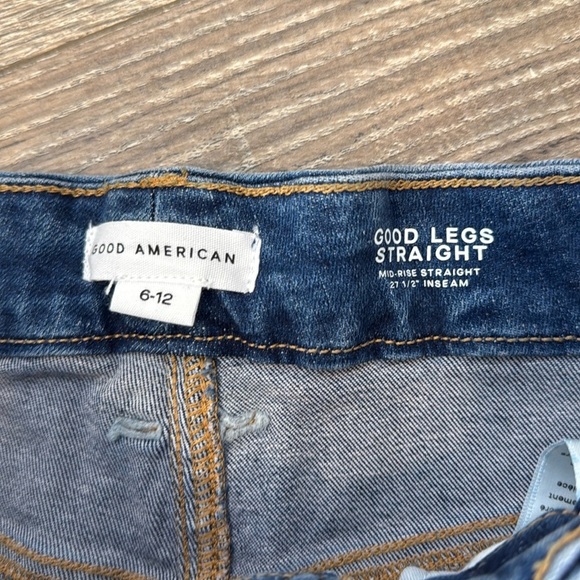 Good American Classic Blue Denim Jeans (6-12) - Picture 2 of 4
